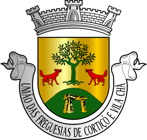 Brasão heráldico com coroa, árvore verde, dois animais vermelhos e estrutura no escudo verde inferior.
