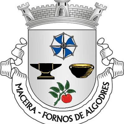 Brasão com coroa crenelada, roda azul branca, bigorna, caldeira e tomate com folhas verdes